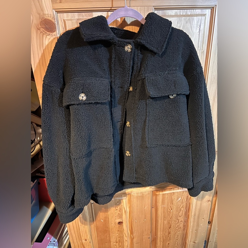 NWOT Black Fleece Winter Jacket Women’s Large - DISCOUNTED SHIPPING